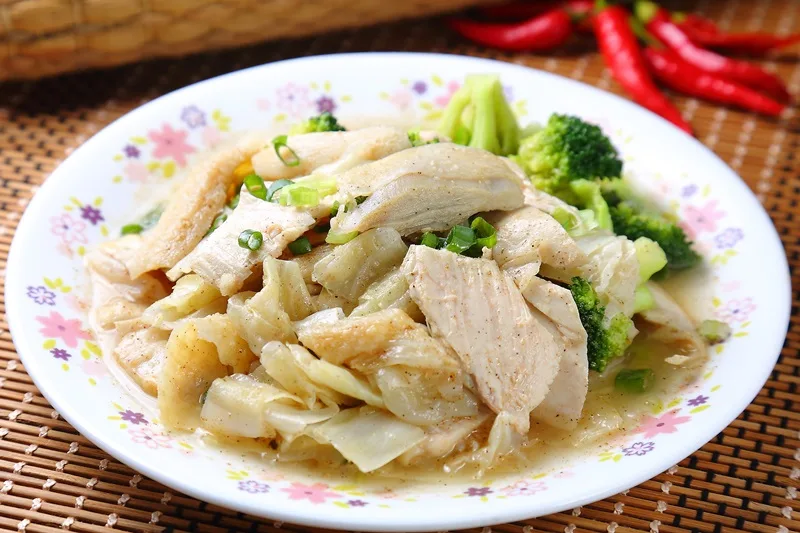 鹹水雞熱量有多少